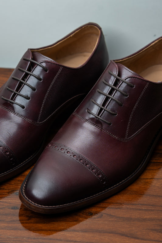 Sapato Oxford de Couro Vinho Brogue