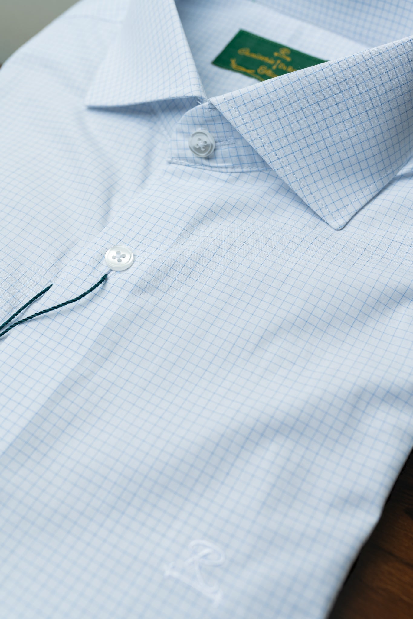 Camisa Fio 60 Branca c/xadrez azul